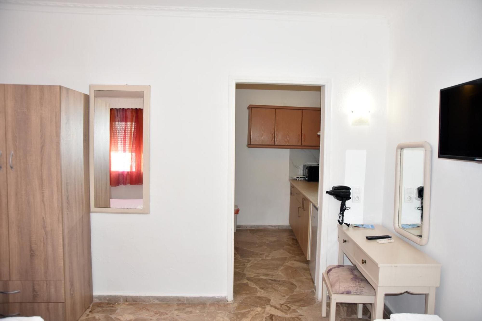 Jimmy'S Apartments Pythagoreio  Bagian luar foto